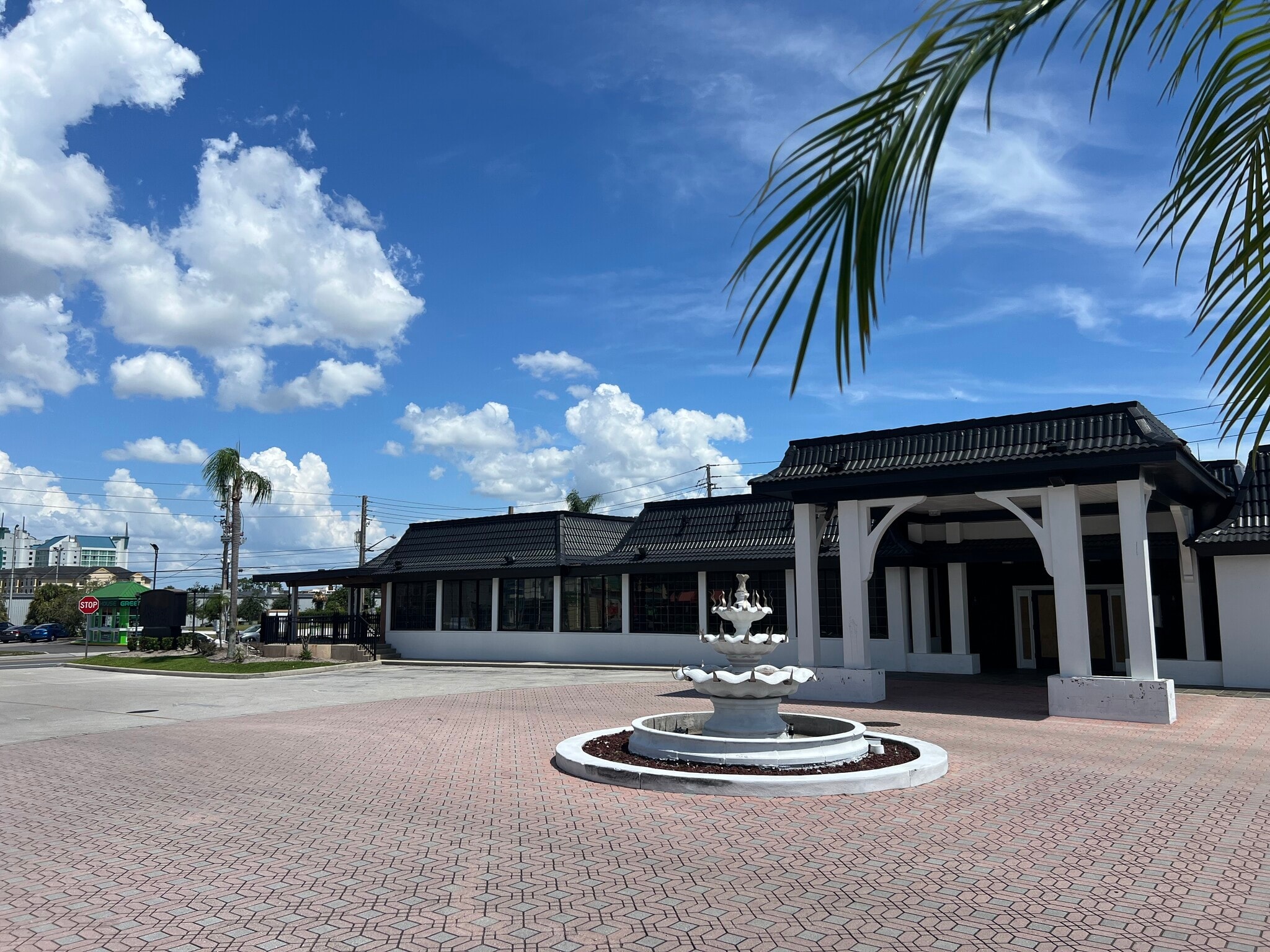 7500 International Dr, Orlando, FL for lease Primary Photo- Image 1 of 10