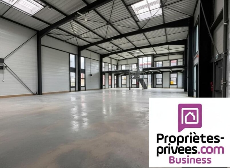Flex in Toulouse for lease - Interior Photo - Image 2 of 3