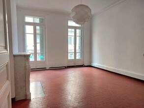 18 Rue Victor Clappier, Toulon à louer Photo intérieure- Image 2 de 6