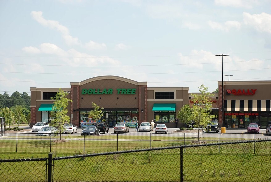 4600 E 10th St, Greenville, NC for sale - Building Photo - Image 2 of 3