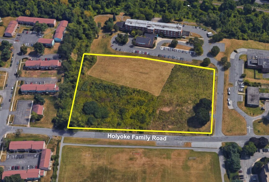 15 Holy Family Rd, Holyoke, MA à vendre - Autre - Image 3 de 5