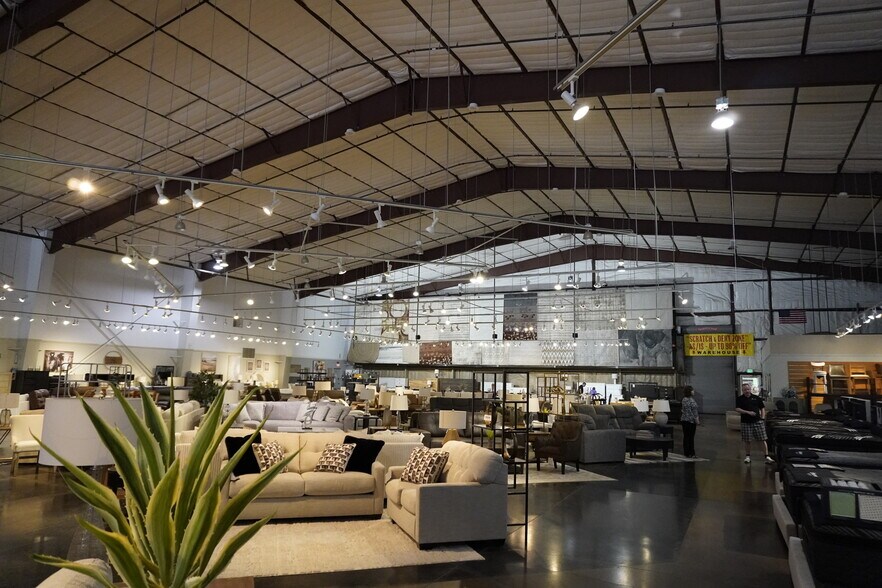 3052 S Avenue B, Yuma, AZ à louer - Photo du bâtiment - Image 3 de 7
