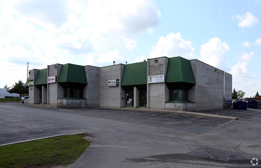 727 Speedvale Ave W, Guelph, ON for sale - Primary Photo - Image 1 of 1