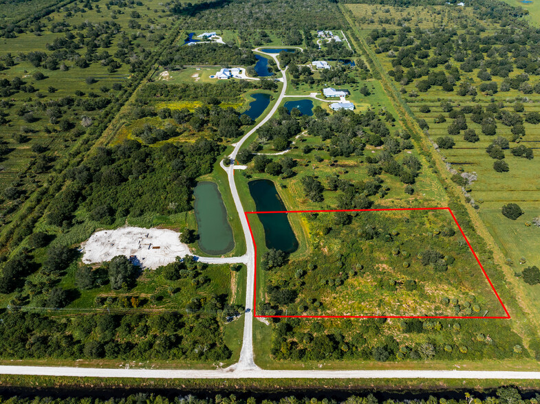 7400 Hidden Hammock Ln, Vero Beach, FL à vendre - A rien - Image 1 de 8