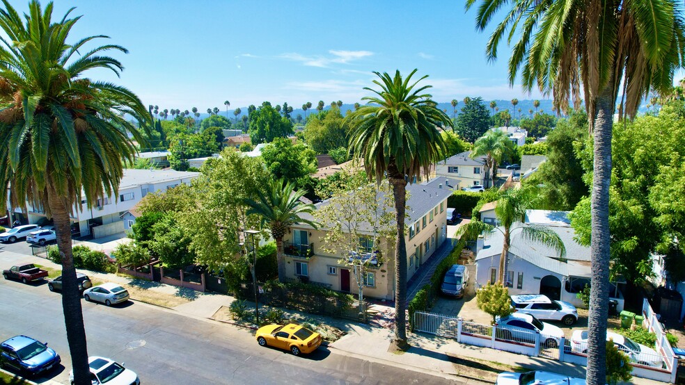 14762 Friar St, Van Nuys, CA for sale - Building Photo - Image 2 of 9