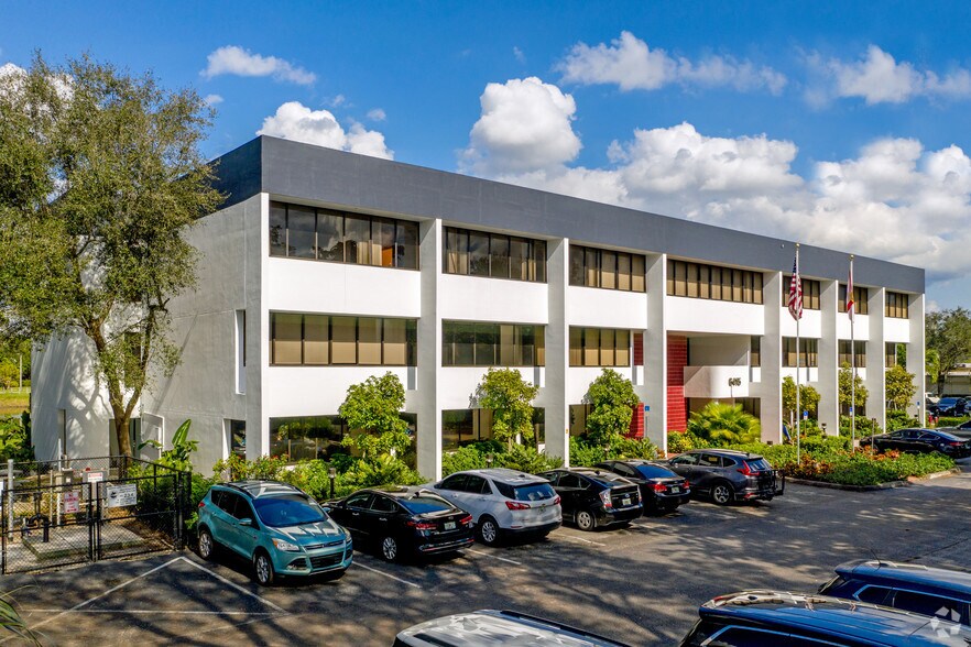6415 Lake Worth Rd, Greenacres, FL à louer - Photo du bâtiment - Image 1 de 7