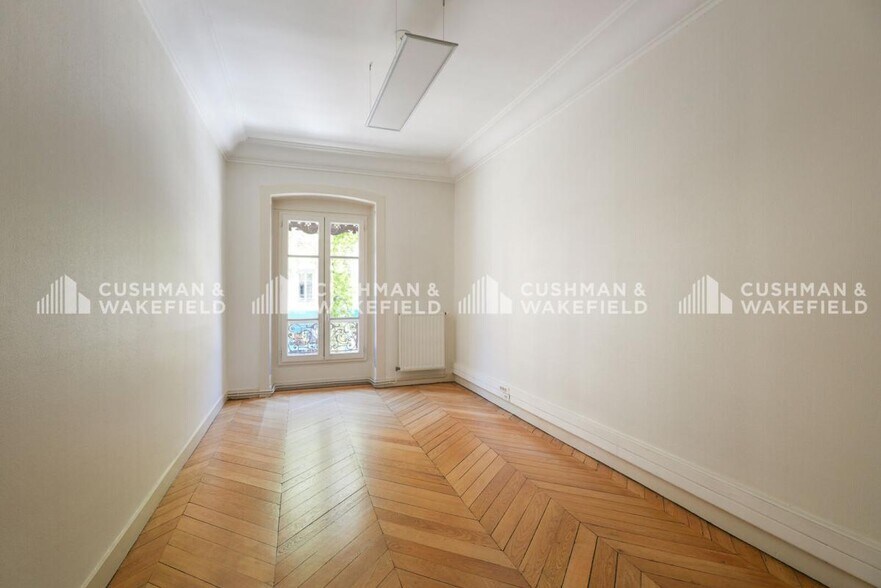 26 Rue De La République, Lyon for lease - Interior Photo - Image 3 of 16