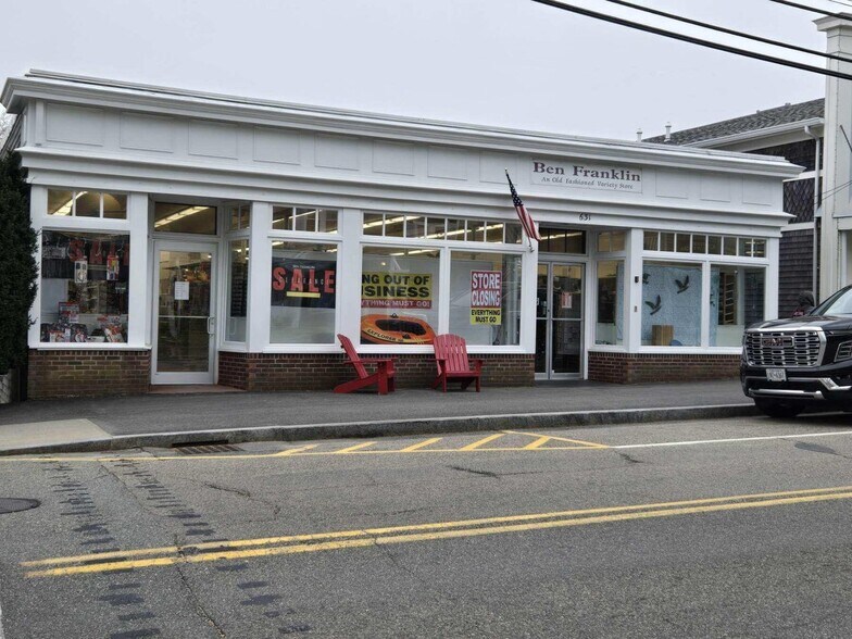 631 Main St, Chatham, MA à louer - Photo du bâtiment - Image 1 de 17