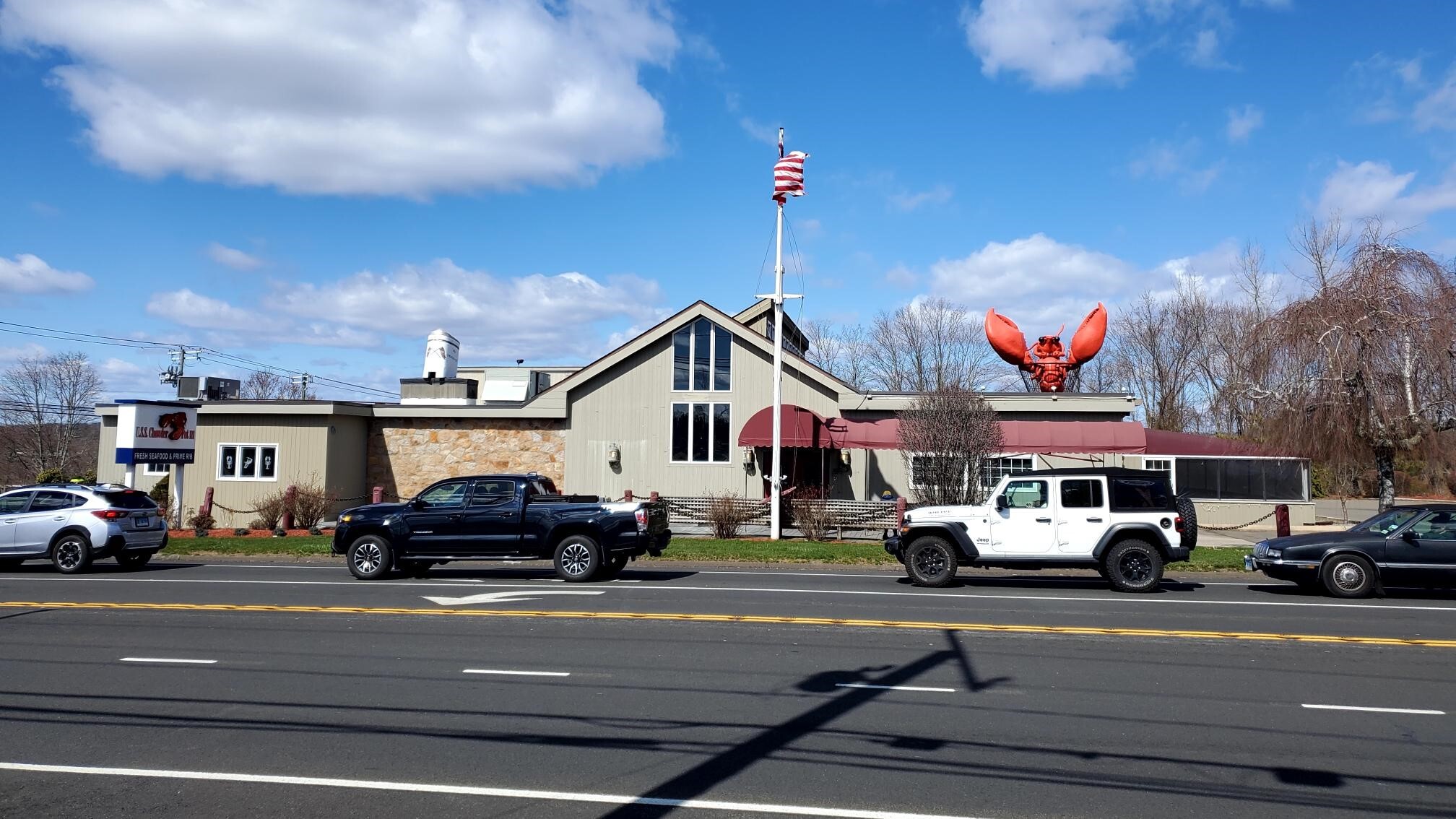 560 E Main St, Branford, CT for sale Building Photo- Image 1 of 4