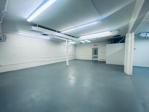 3366 Cleveland Ave, Fort Myers, FL for sale Interior Photo- Image 2 of 3