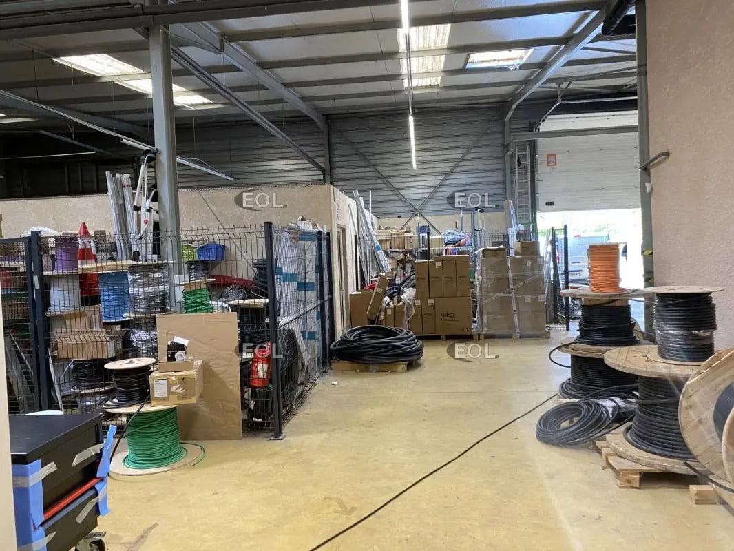 Flex in Chassieu for lease Interior Photo- Image 1 of 11