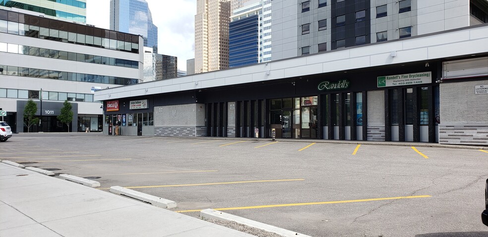 140 11th Ave SW, Calgary, AB à louer - Photo du bâtiment - Image 3 de 8