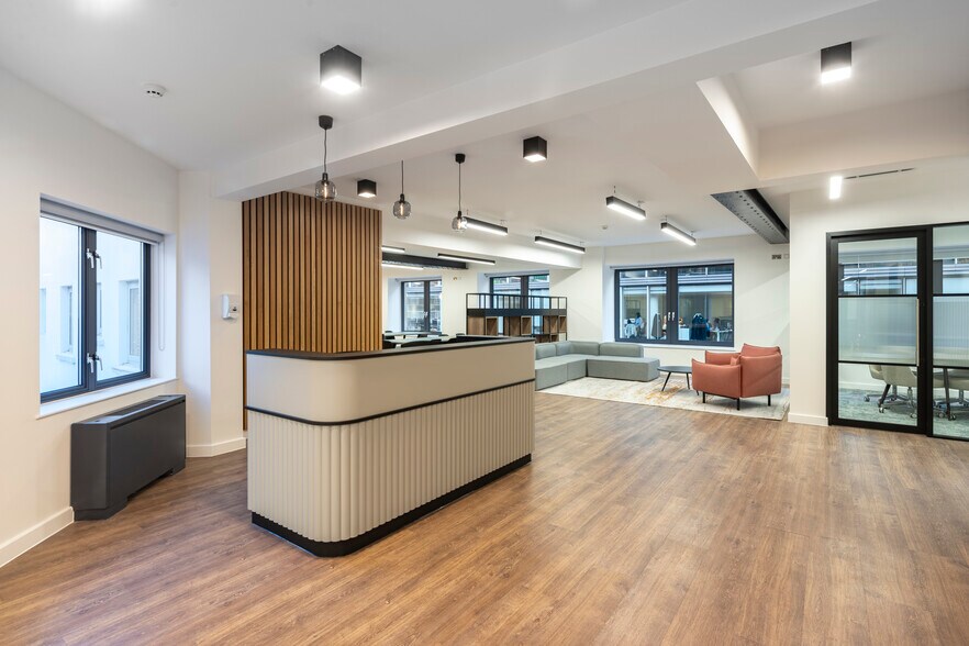 4-8 Maple St, Londres à louer - Photo intérieure - Image 3 de 7