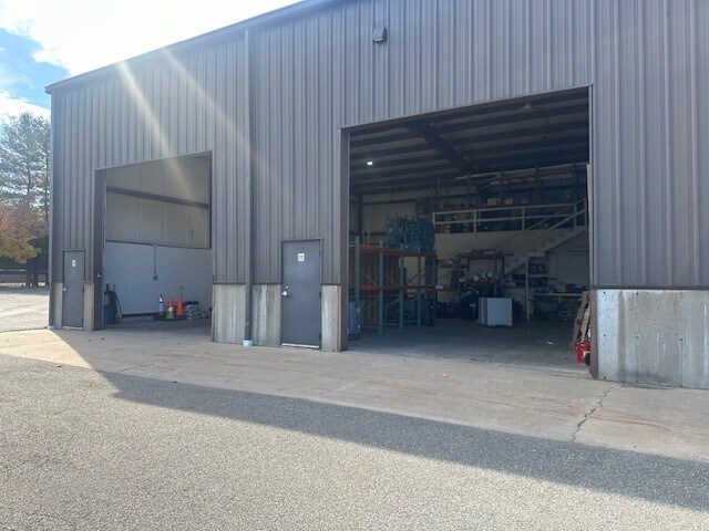 22 Industrial Way, Hanover, MA à louer - Photo du bâtiment - Image 3 de 15