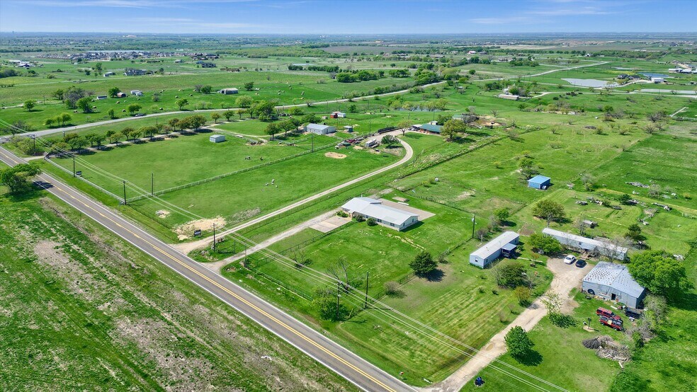 2364 N Louisiana St, Celina, TX à vendre - Photo du bâtiment - Image 3 de 23