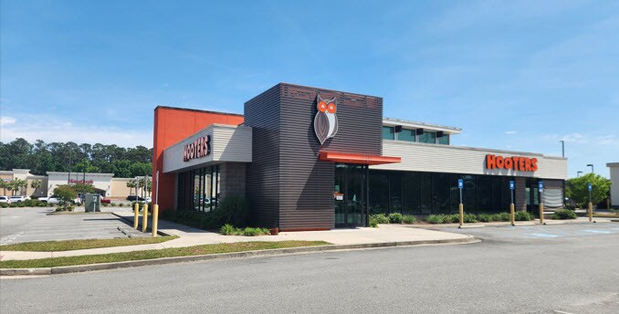 10355 Canal Crossing, Brunswick, GA à vendre - Photo du bâtiment - Image 2 de 11