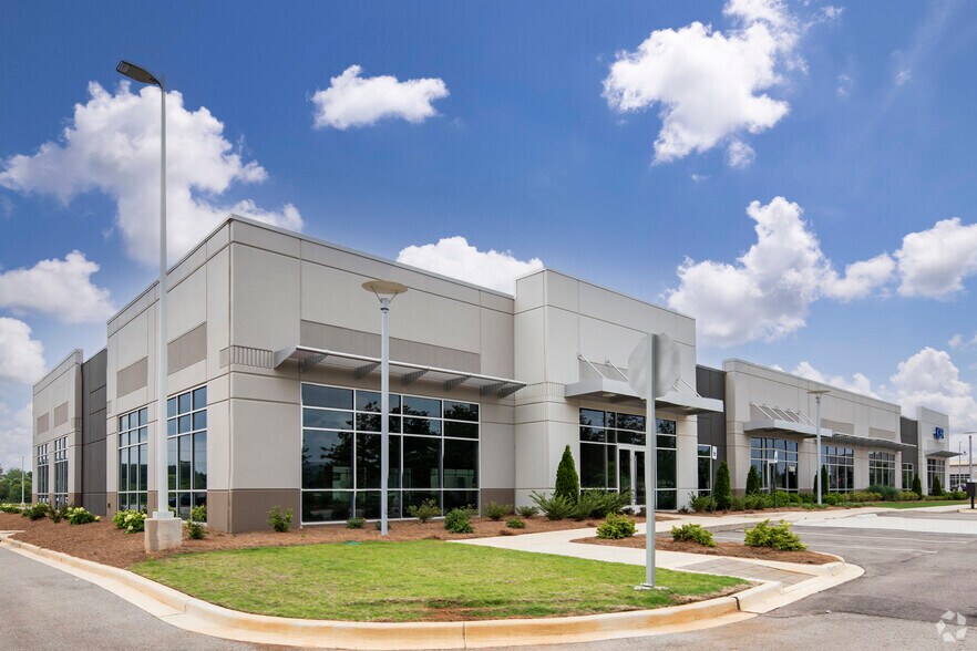 7000 Redstone Gtwy, Huntsville, AL à louer - Photo du bâtiment - Image 2 de 9