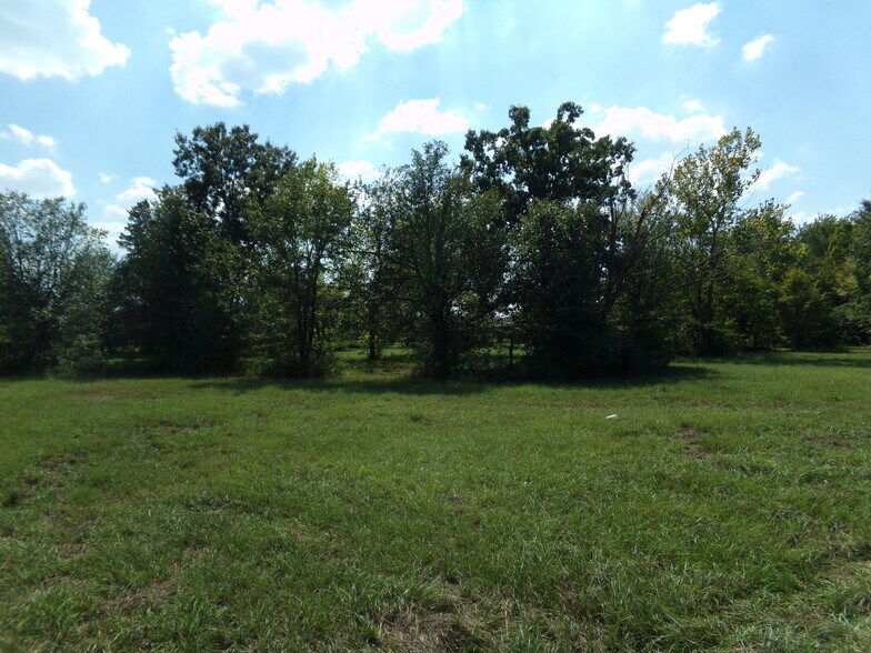 000 Cherry, Paris, TX à vendre - Photo du bâtiment - Image 2 de 7