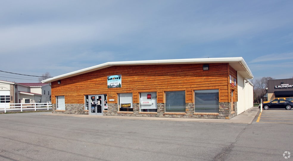 6171-6181 Mckee St, Newfane, NY for lease - Building Photo - Image 3 of 3