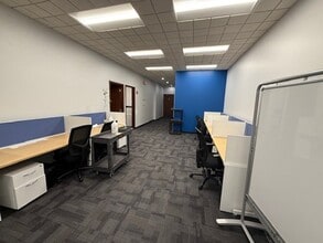 4949 Harrison Ave, Rockford, IL for lease Building Photo- Image 1 of 36