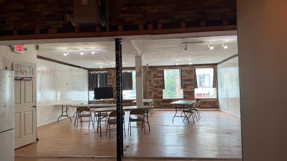 5424 Walnut St, Pittsburgh, PA à louer - Photo du bâtiment - Image 2 de 19