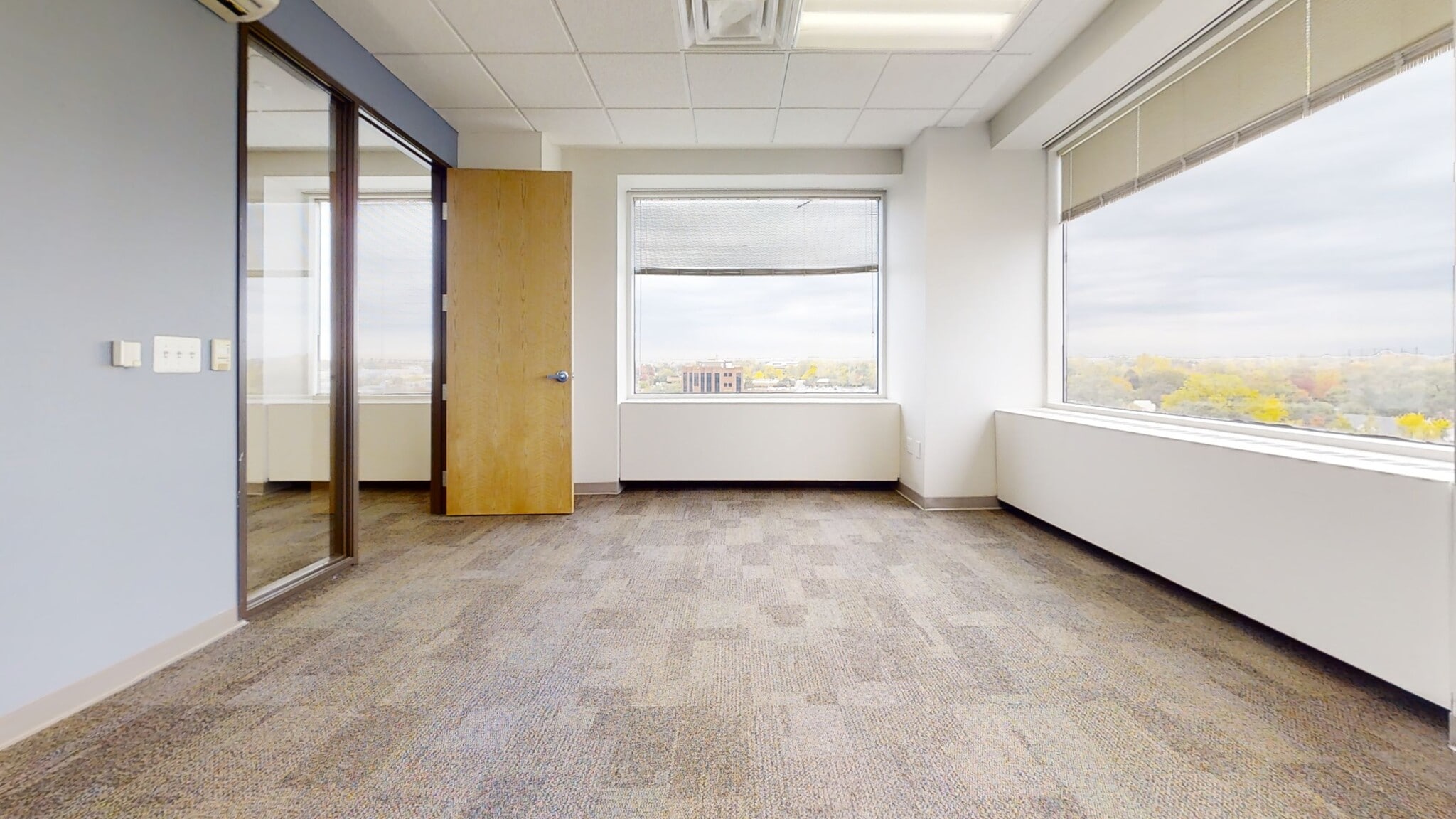 777 E Eisenhower Pky, Ann Arbor, MI for lease Interior Photo- Image 1 of 4