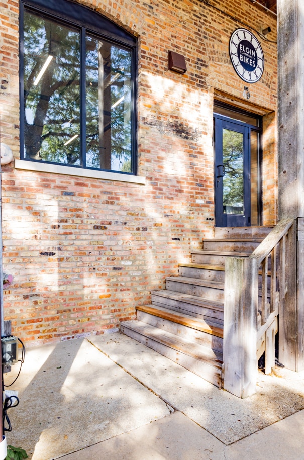 70-74 S Grove Ave, Elgin, IL for lease Interior Photo- Image 1 of 5