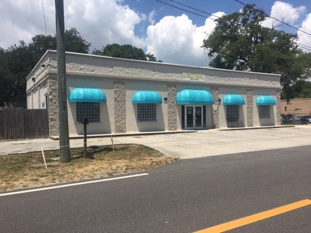 1376 N Nova Rd, Daytona Beach, FL for lease Primary Photo- Image 1 of 2