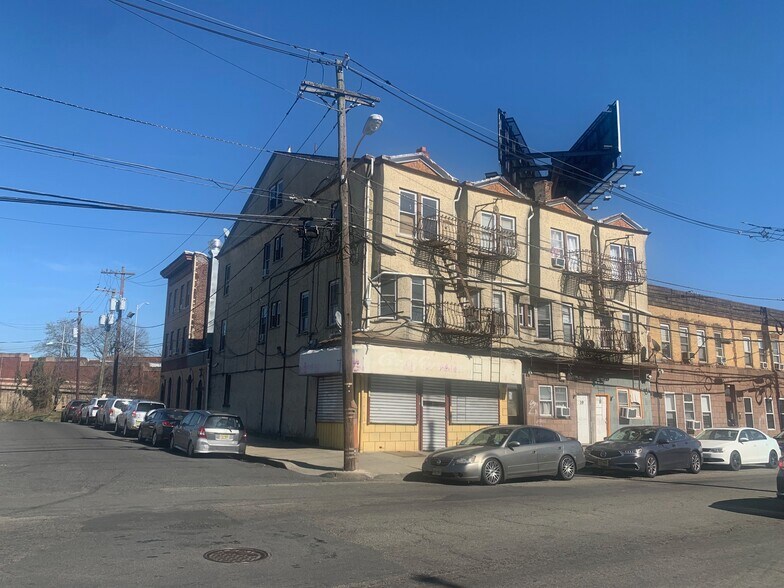 60-62 Dayton Ave, Passaic, NJ à vendre - Photo du bâtiment - Image 3 de 34