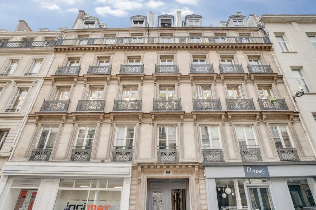 17 Rue De La Banque, Paris for lease Building Photo- Image 1 of 2