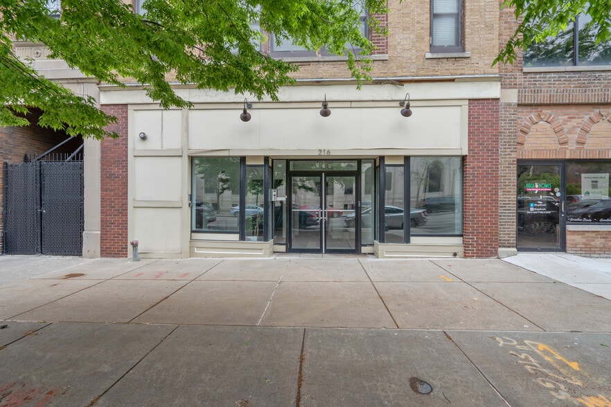 216 W Genesee St, Syracuse, NY for sale - Building Photo - Image 2 of 13