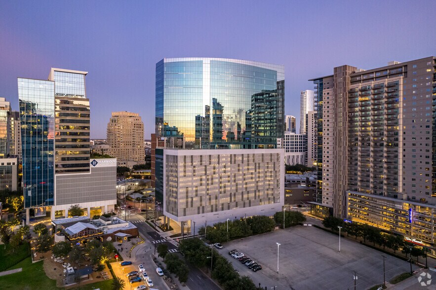 2601 Olive St, Dallas, TX à louer - Photo du bâtiment - Image 3 de 24