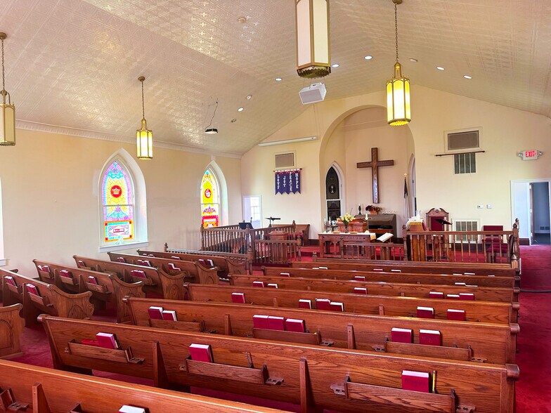 9801 Cooper Church Dr, Louisville, KY à vendre - Photo principale - Image 1 de 11