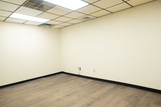 1 Maple St, East Rutherford, NJ for lease Interior Photo- Image 2 of 2