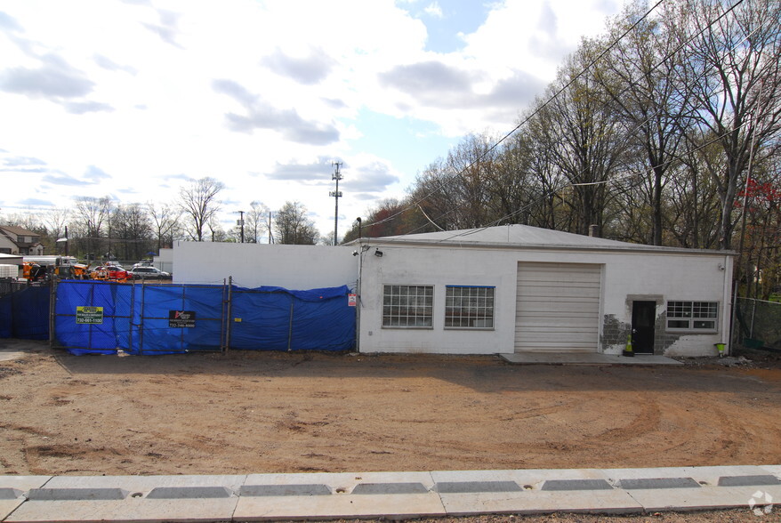 651 King Georges Post Rd, Edison, NJ for lease - Building Photo - Image 3 of 5