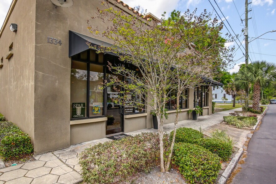 1334 Walnut St, Jacksonville, FL à louer - Photo du bâtiment - Image 2 de 40