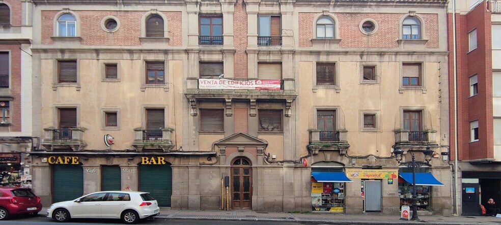 Calle Cuartel de la Montaña, 5, Ávila, Ávila for sale - Building Photo - Image 1 of 2