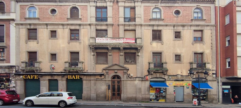 Calle Cuartel de la Montaña, 5, Ávila, Ávila à vendre - Photo du bâtiment - Image 1 de 2