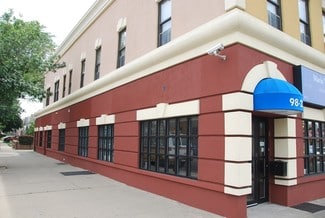 Plus de détails pour 98-22 Metropolitan Ave, Forest Hills, NY - Commerce de détail à vendre