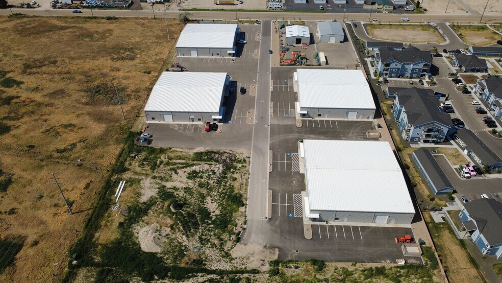 519 Millennium Park Lane, Caldwell, ID à louer - Photo du bâtiment - Image 3 de 20