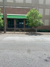 3693 Clairmont Rd, Chamblee, GA à louer Photo du bâtiment- Image 2 de 11