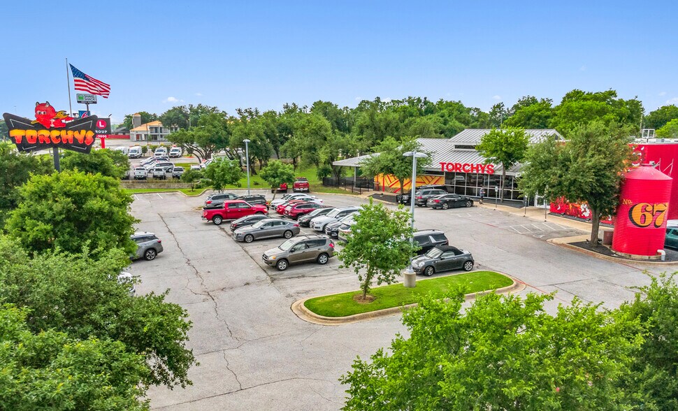 1500 N Interstate 35, Round Rock, TX à vendre - Photo du bâtiment - Image 3 de 5