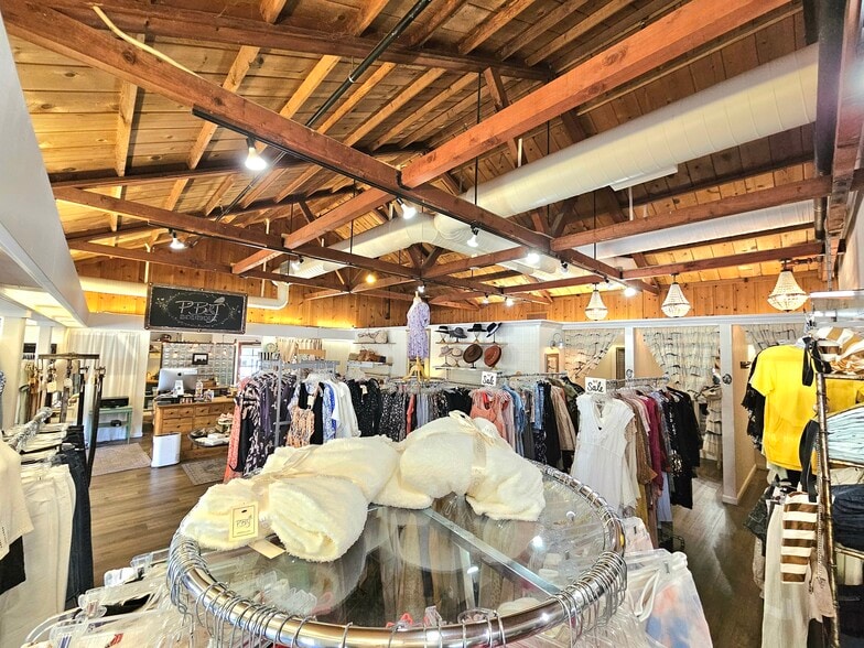 250 Vallombrosa Ave, Chico, CA for lease - Interior Photo - Image 3 of 9