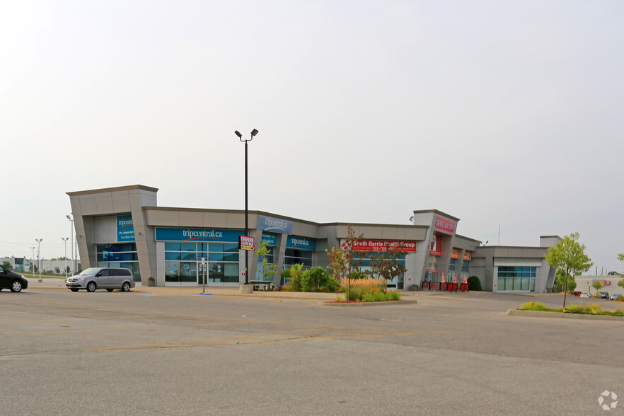 62 Commerce Park Dr, Barrie, ON à louer - Photo du bâtiment - Image 2 de 7