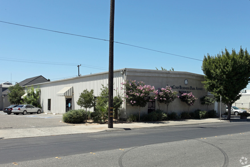 1129 8th St, Modesto, CA for sale - Building Photo - Image 2 of 2