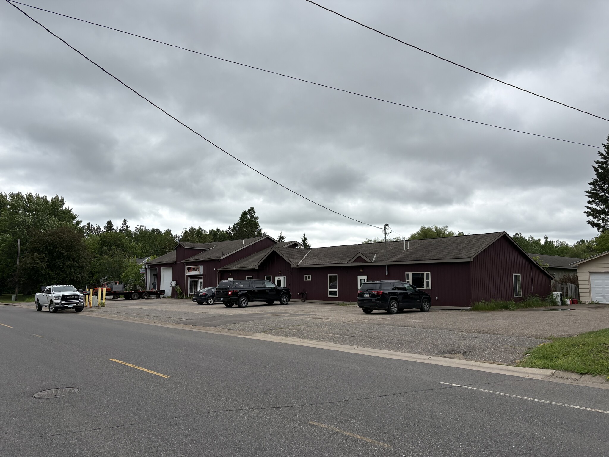 3219 19th Ave E, Hibbing, MN for sale Building Photo- Image 1 of 36