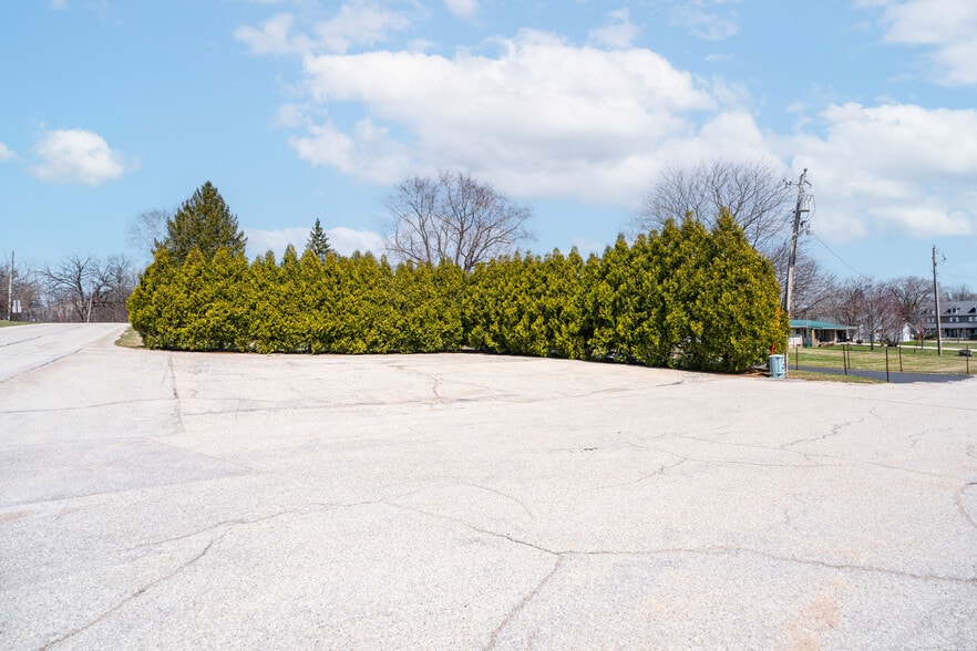 W498 Elm St, Campbellsport, WI for sale - Building Photo - Image 2 of 69