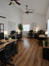 810 SE 8th Ave, Deerfield Beach, FL for lease Interior Photo- Image 2 of 6