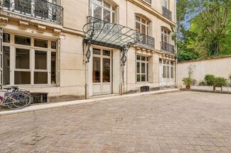 More details for 242 Boulevard Saint-Germain, Paris - Office for Lease