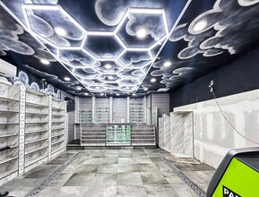 400 E 64th St, New York, NY for lease Interior Photo- Image 2 of 9